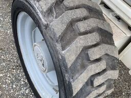 Genie GS3390 - 12,06 m - 4x4 - diesel