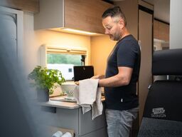 LMC Tracer V 670 MJ26 November 2025 Verfügbar