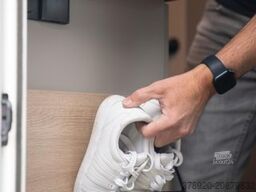 LMC Tracer V 670 MJ26 November 2025 Verfügbar