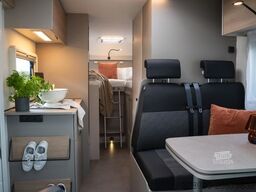 LMC Tracer V 670 MJ26 November 2025 Verfügbar