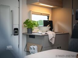 LMC Tracer V 670 MJ26 sofort Verfügbar