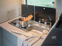 LMC Tracer 730 EL MJ26 November 2025 Verfügbar