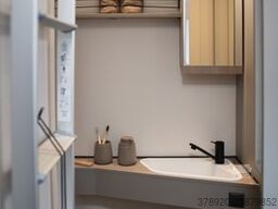 LMC Tracer 730 EL MJ26 November 2025 Verfügbar