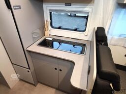 LMC Tracer 690 EL MJ26 November 2025 Verfügbar