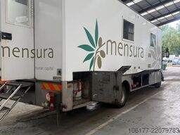 Renault Midlum 220 MEDISCHE VRACHTWAGEN /CAMION MEDICAL...