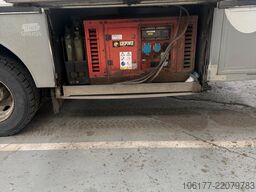 Renault Midlum 220 MEDISCHE VRACHTWAGEN /CAMION MEDICAL...