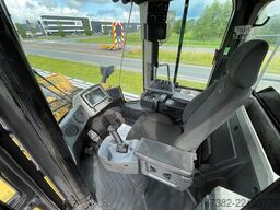 Caterpillar 966M