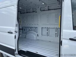 VW Crafter 35 2,0 TDI FWD MR/HD 'Winter-Frischdienst'