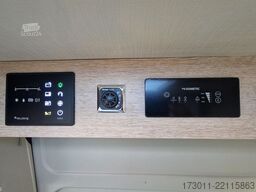 PÖSSL Summit 600 Plus Automat Markise Solar Navi AHK