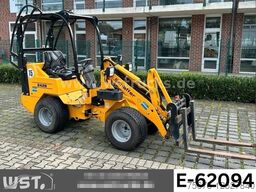 SCHAEFFER 2428 SLT Fahrerschutzkabine , Gabel , Schaufel