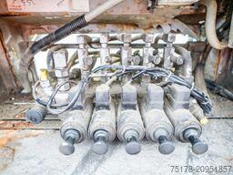 MAN TGS 32.360 BB+LIEBHERR+THEAM BG12 (band/tapis)