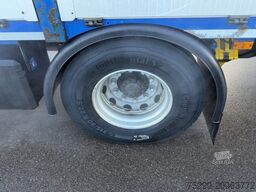 Renault D Wide 18.380 4x2 F130A.22 / Swiss-Vehicle