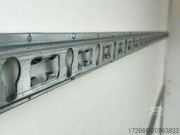 Blyss F2030HTD | RAMPE | SEITENTÜR 305X150X180CM 2000KG KOFFERANHÄNGER