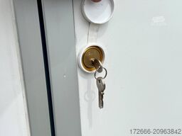 Blyss F2741HT SANDWICH | SEITENTÜR 400X200X190CM 2700KG KOFFERANHÄNGER