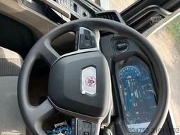 MAN TGS 26.480 6x2 Abrollkipper + Kran Hiab 138-3