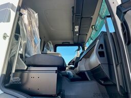 MAN TGM 18.320 4x4 Euro 6e Hyva 12-45