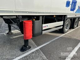 Schmitz Cargobull Semitrailer Reefer Standard Porte relevante Hayon