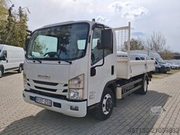 ISUZU P75