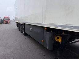 SCHMITZ CARGOBULL SKO 24/L - 13.4 FP 45 Cool Lift XL