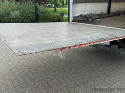Mercedes-Benz Atego 1218 bakwagen met laadklep 2000kg!