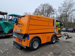 Bucher City CAT 5000