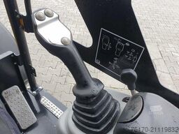 JCB 403 / Schaufel + Gabel / nur 248h!