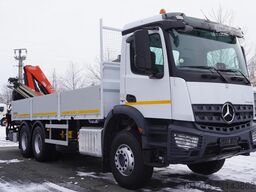Mercedes-Benz Arocs 2633 flatbed truck / Crane FASSI