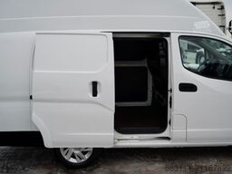 NISSAN E-NV200 / BLASZAK / furgon / AUTOMAT / ELEKTRYK
