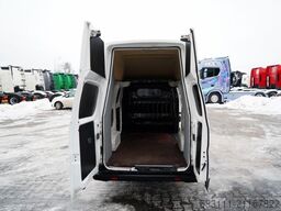 NISSAN E-NV200 / BLASZAK / furgon / AUTOMAT / ELEKTRYK