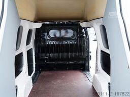 NISSAN E-NV200 / BLASZAK / furgon / AUTOMAT / ELEKTRYK