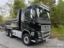 Volvo FH16 750 tipping truck