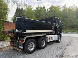 Volvo FH16 750 tipping truck