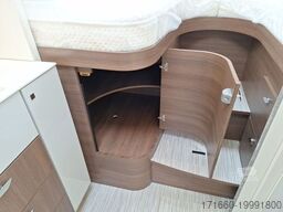 BÜRSTNER Elegance I 910 G