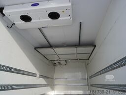 Renault D210 12T / Bitemperature / 80 tho. km/