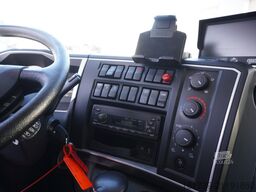 Renault D210 12T / Bitemperature / 80 tho. km/