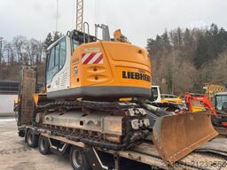 LIEBHERR R 926 Compact *Schild / Verstellausleger / Liku*
