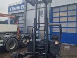 MOFFETT M4 25.3 Mitnahmestapler Allrad