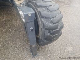 MOFFETT M4 25.3 Mitnahmestapler Allrad