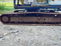 Kobelco SK200LC Excavator with digging bucket