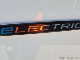 MERCEDES-BENZ Sprinter Elektro 9 Sitzer Bürgerbus