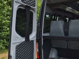 MERCEDES-BENZ 319 StockSprinter VIP Shuttle 9 SS  Panoramadach