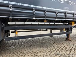 SCHMITZ CARGOBULL SCS 24/L - 13.62 C E B / Coil / Lenkachse