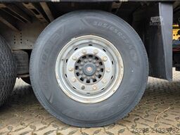 SCHMITZ CARGOBULL SCS 24/L - 13.62 C E B / Coil / Lenkachse