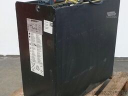 HAWKER 24 Volt 6 PzS 930 Ah