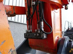 Hitachi ZX300LC-6