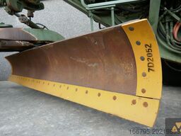 Caterpillar 130G Ex-army