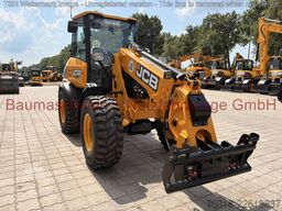 JCB TM 220 40 km/h NEU