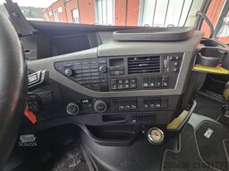 Vang ATHLS 111+1 VOLVO FH 16 750 8x4+2 YEAR 2015