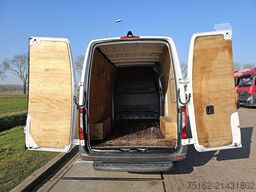 MERCEDES-BENZ SPRINTER 315 CDI AUT. L2H2 LED