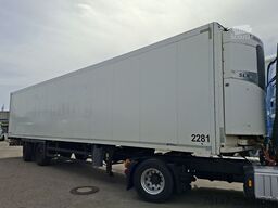 SCHMITZ CARGOBULL 2-Achs Tiefkühler Bi-Temp Trennwand Lenkachse